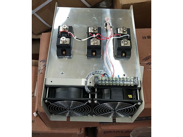 固態(tài)繼電器